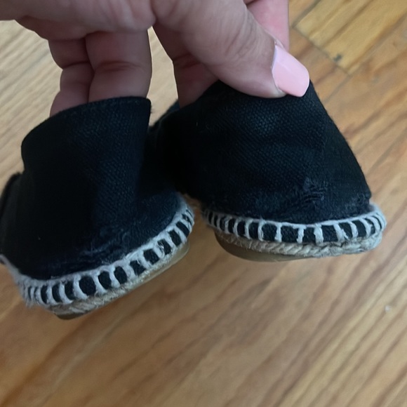 Chanel Espadrille - Picture 3 of 5